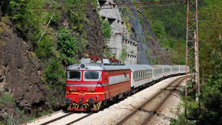 राम भक्तों के लिए अयोध्या से जनकपुर के बीच चलेगी 'भारत गौरव पर्यटक ट्रेन'