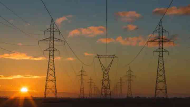 बिजली मंत्री ने हड़ताली कर्मचारियों को दी चेतावनी, वापस ज्वाइन करें नहीं तो कर देंगे बर्खास्त