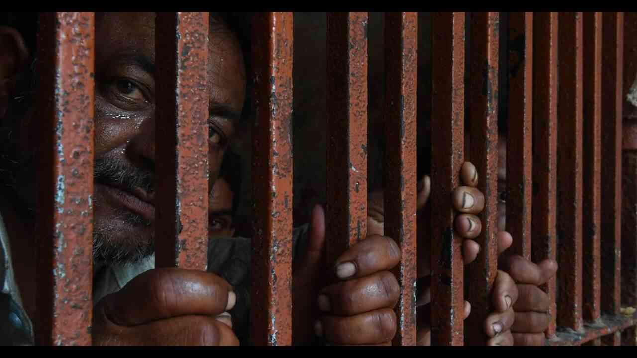 उत्तर प्रदेश: योगी सरकार वीडियो कॉन्फ्रेंसिंग के जरिए शुरू करेगी कैदी का ट्रायल