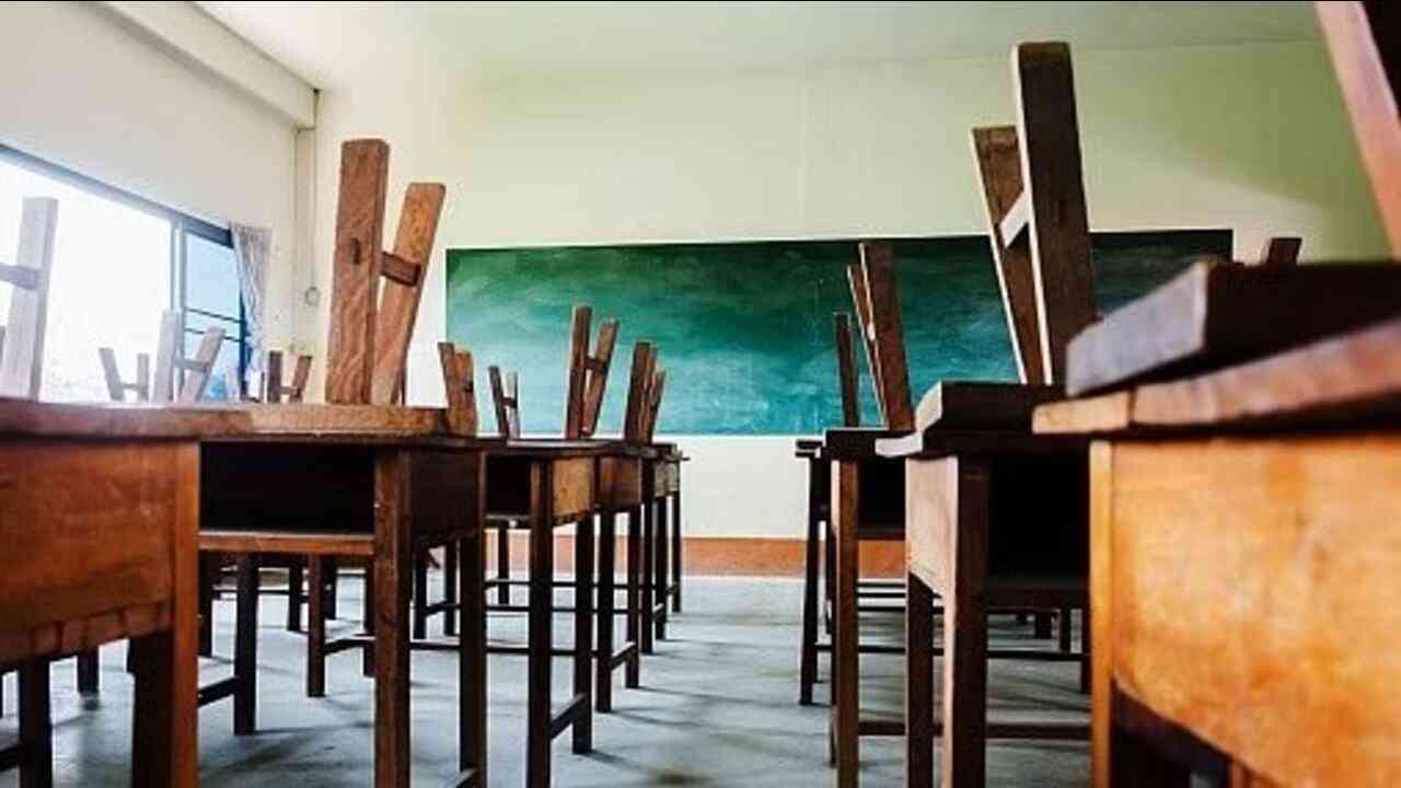उत्तर प्रदेश: 'मुन्ना भाई' को पकड़ने के बाद यूपीएसईबी 67 स्कूलों की मान्यता रद्द करेगा