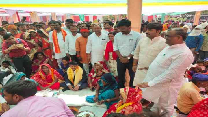 ‘जौनपुर महोत्सव’ में ‘मुख्यमंत्री सामूहिक विवाह योजना’ का आयोजन