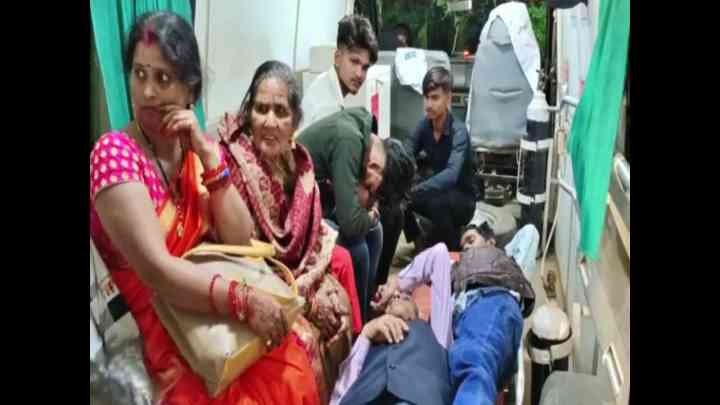 गोरखपुर शादी में मिठाई खाने से 60 मेहमान बीमार; इनमें से 6 अस्पताल में भर्ती हैं