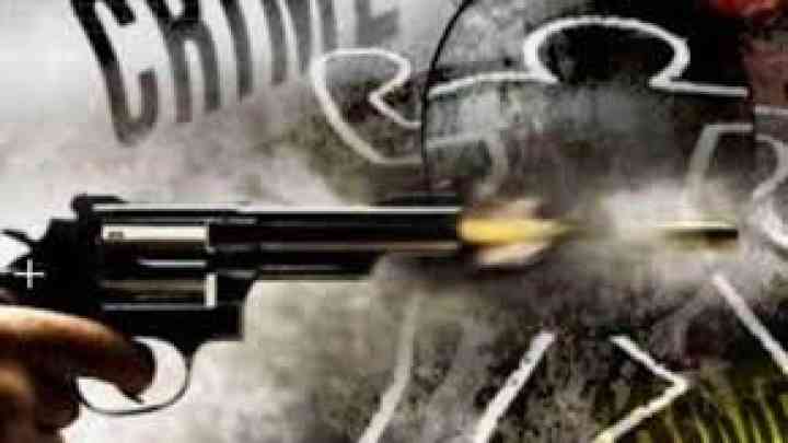 उत्तर प्रदेश में वायरल वीडियो को लेकर पति ने पत्नी और बेटी को मारी गोली, मौत