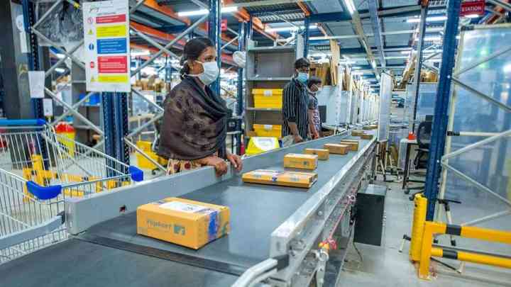 अश्लील किताबें बेचने के आरोप में FLIPKART समेत अन्य पर मामला दर्ज, अब होगी कार्रवाई!