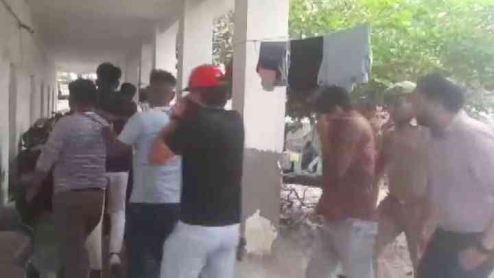 गाजियाबाद: SPA सेंटर की आड़ में देह व्यापार का धंधा, पुलिस ने की रेड, 8 सेंटर्स से हिरासत में लिए गए लगभग 100 लोग