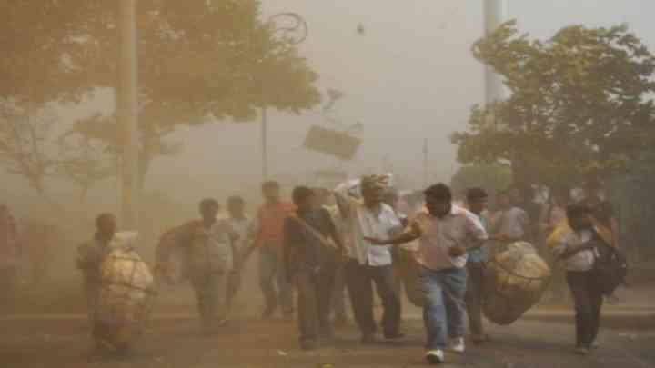 IMD का अलर्ट! आने वाले 6 दिनों तक होगी झमाझम बारिश, उत्तर प्रदेश में धूल भरी आंधी चलने का अनुमान