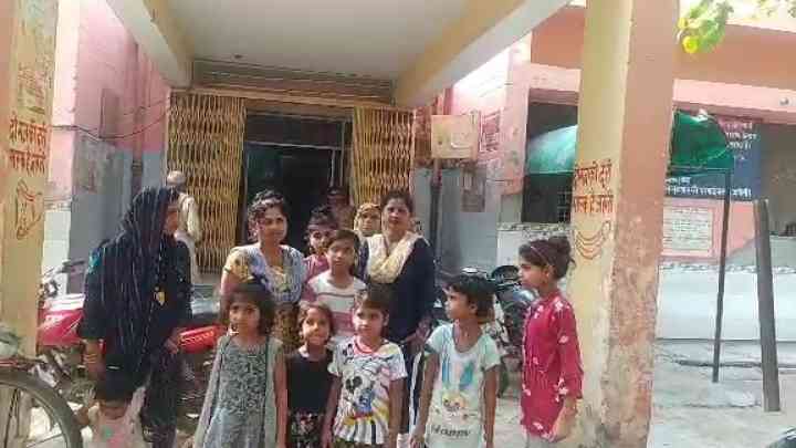 एटा: शादी समारोह में परोस दी गई जहरीली चाय, 1 दर्जन से ज्यादा लोग बीमार
