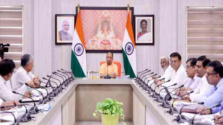 हर घर नल से जल वाला पहला जिला बनने की ओर अग्रसर महोबा, मुख्यमंत्री का निर्देश, हर दिन लगाएं 50 हजार नल कनेक्शन
