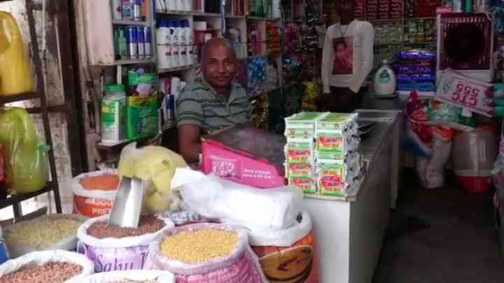 भारत-नेपाल के सीमावर्ती बाजारों में पसरा सन्नाटा, व्यापारी परेशान, ये है वजह...