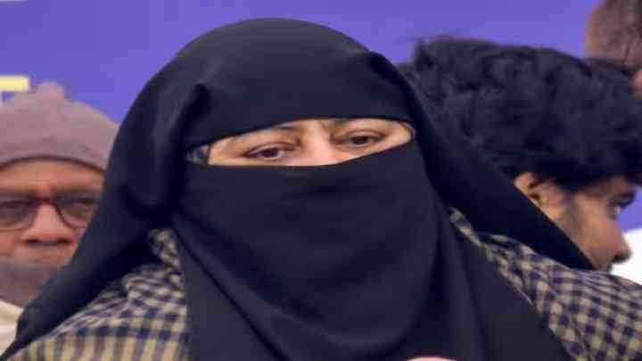 अतीक और अशरफ की हत्या मामले में इंसाफ चाहती हैं उनकी बहन आयशा नूरी, सुप्रीम कोर्ट में की याचिका दायर