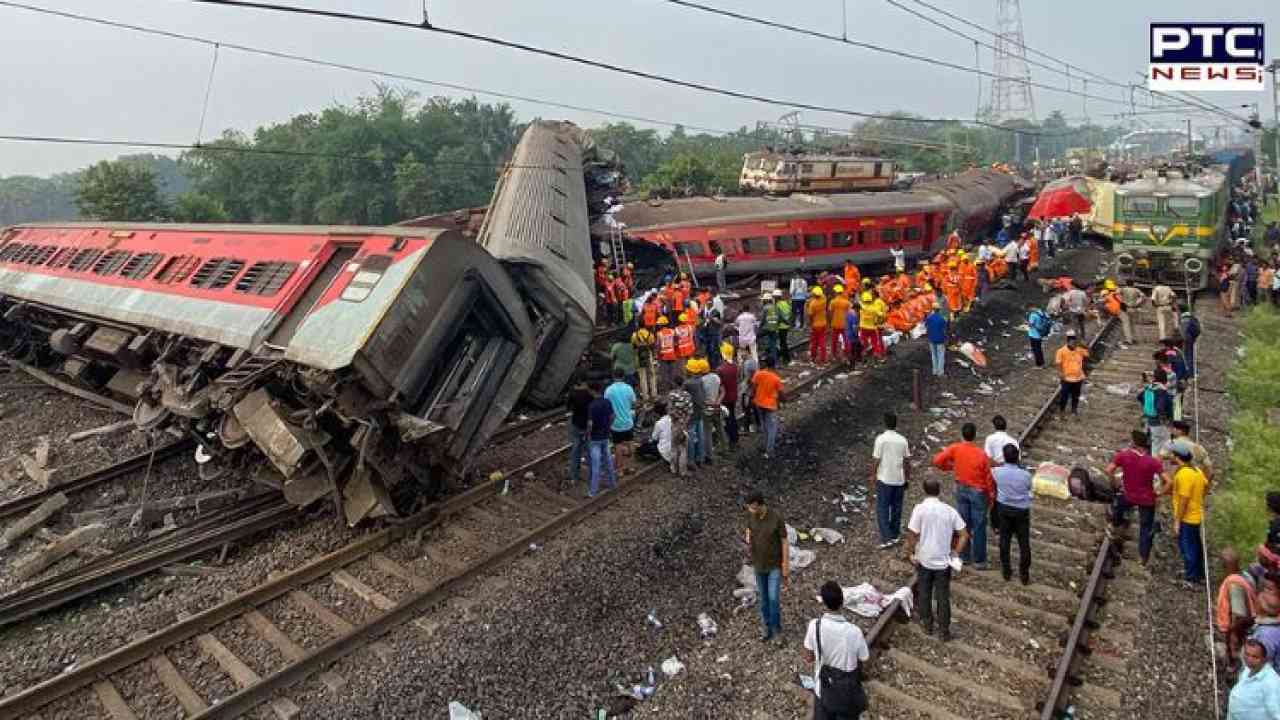 ओडिशा ट्रेन दुर्घटना: अब तक 238 लोगों की मौत, 900 से ज़्यादा लोग घायल