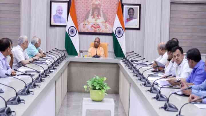 योगी सरकार लाने वाली है पहली एम सैंड पॉलिसी, खनन निदेशालय ने स्टेकहोल्डर्स के साथ हुई बैठक