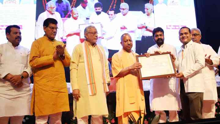 देश की दूसरी सबसे बड़ी अर्थव्यवस्था बनने की ओर अग्रसर है यूपी- सीएम योगी