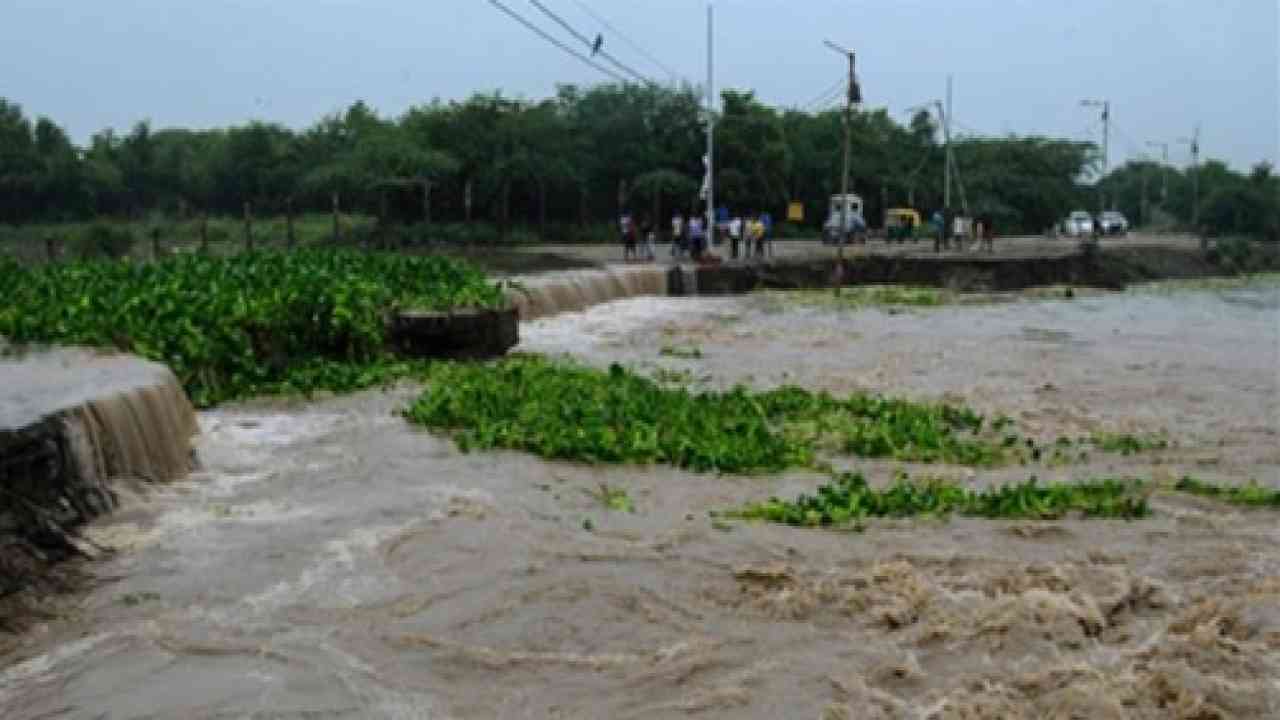 बाढ़ प्रबंधन को लेकर योगी सरकार अलर्ट, लोगों को जागरूक करेगी 'राहत चौपाल'