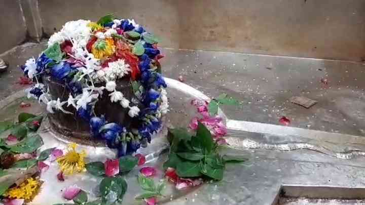 वाराणसी के इस मंदिर में भगवान शिव ने यमराज को दिए थे दर्शन, कड़ी तपस्या कर मिला था फल