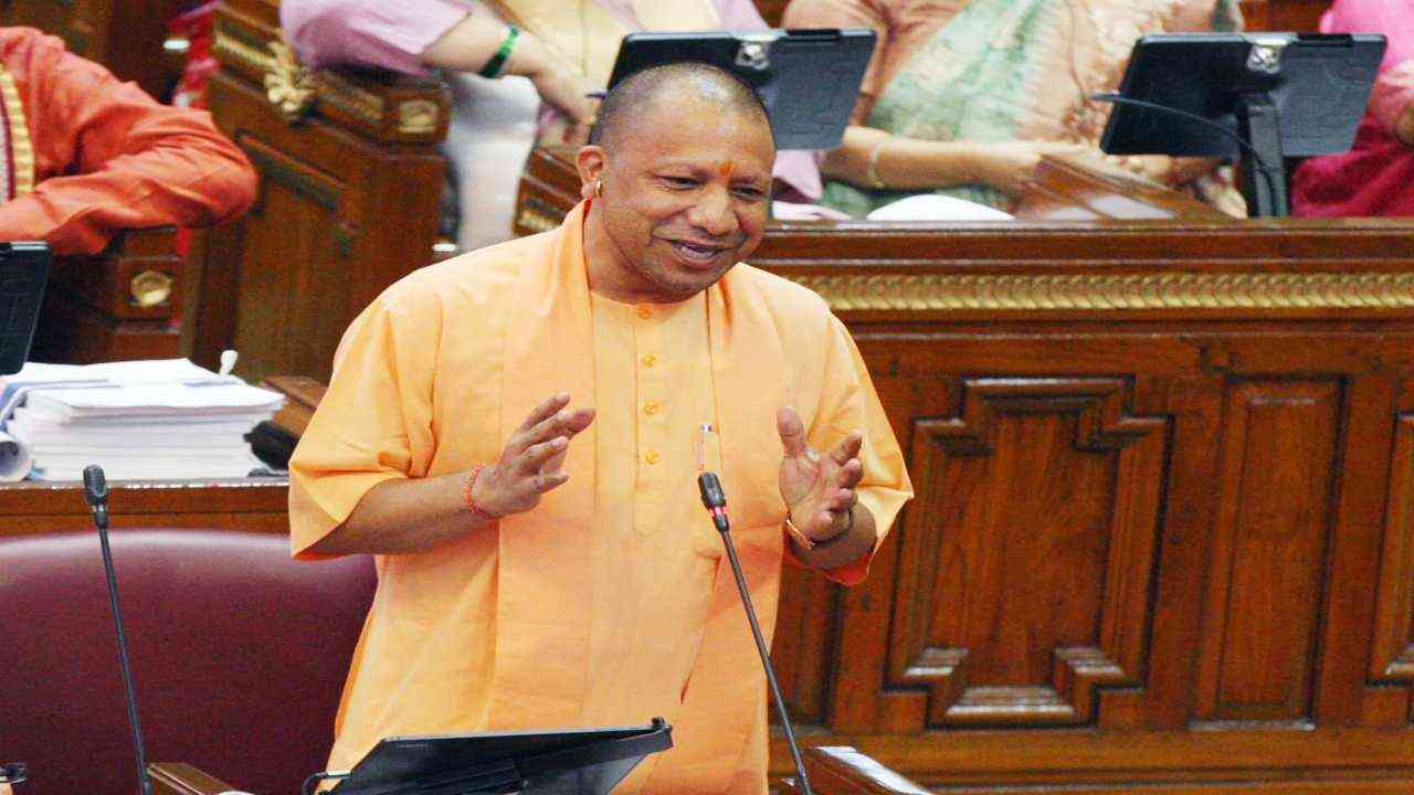 जनसंख्या को नियंत्रित करने के लिए ही हम कर रहे हैं समान कानून की बात- CM Yogi