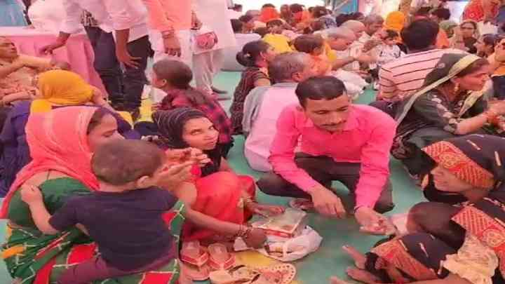 मथुरा: जेल में बंद भाईयों को जिला कारागार में राखी बांधने पहुंची बहनें, प्रशासन ने किए खास इंतजाम