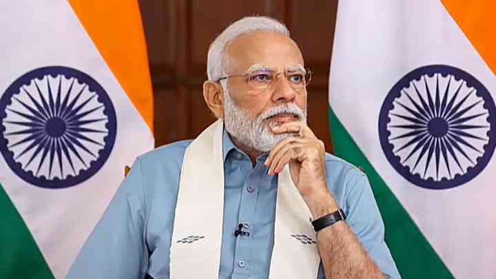 पीएम मोदी ने की यूपी की तारीफ, बोले- प्रगति की नई ऊंचाइयों को छू रहा है उत्तर प्रदेश