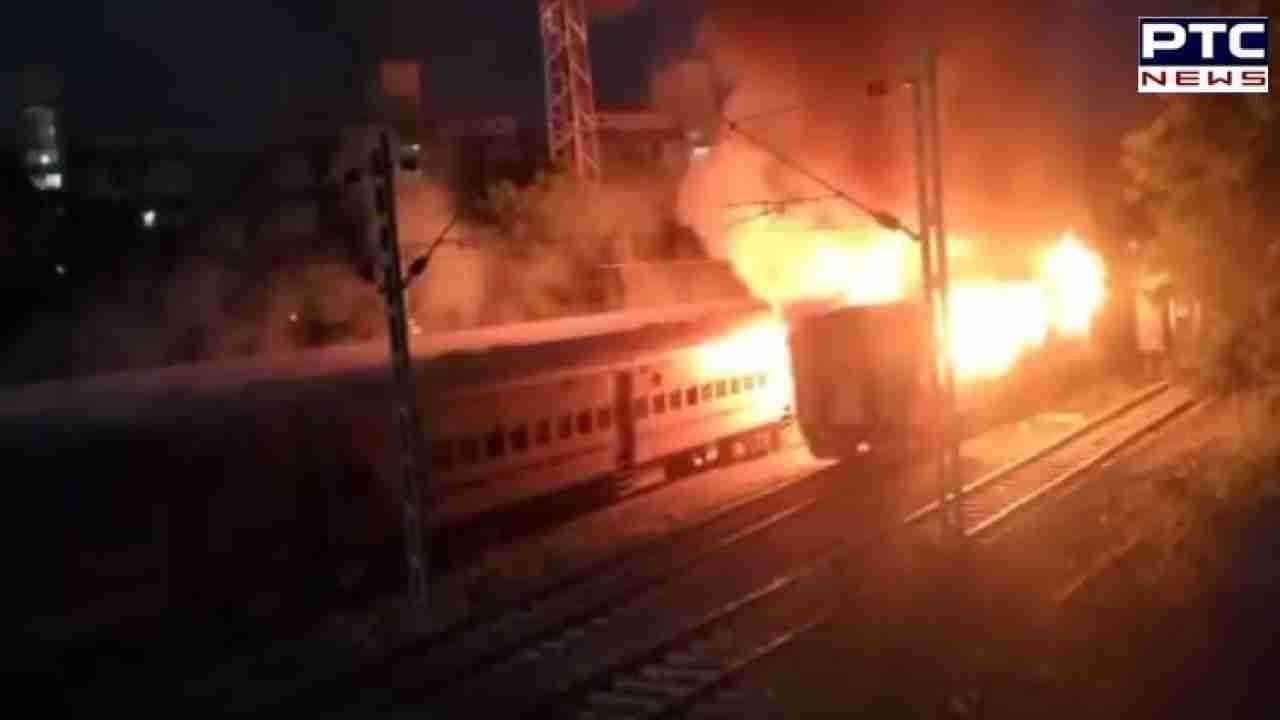 मदुरै रेलवे स्टेशन पर ट्रेन के कोच में लगी आग, यूपी के 9 लोगों की मौत, सीएम योगी ने जताया दुख
