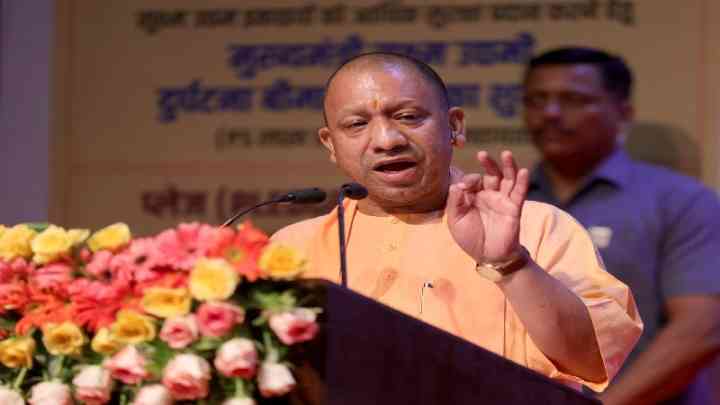सीएम योगी के ड्रीम प्रोजेक्ट को मिली रफ्तार, देश के सबसे बड़े एयर कॉर्गो टर्मिनल का हुआ भूमिपूजन