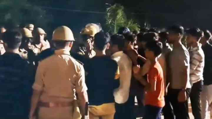 बरुआसागर नवोदय विद्यालय के हॉस्टल में बवाल, झांसी और कश्मीरी छात्रों में मारपीट, जानिए पूरा मामला