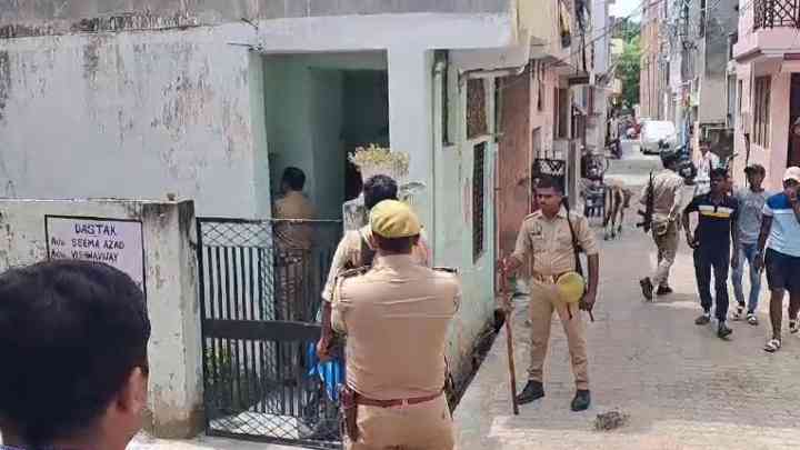 यूपी की 8 जगहों पर NIA की छापेमारी, भगत सिंह छात्र मोर्चा दफ्तर में भी रेड