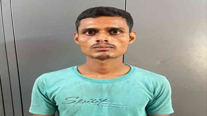 ATS ने भारतीय सेना की जासूसी करने वाले को पकड़ा, व्हाट्सएप और फेसबुक के जरिए भेजता का इंफॉर्मेशन