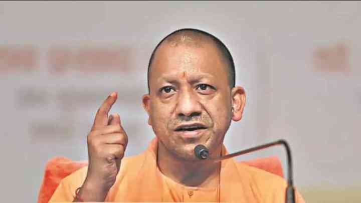 CM योगी के मिशन रोजगार का दिखा असर, यूपी में बेरोजगारी दर घटकर हुई 2.6 फीसदी