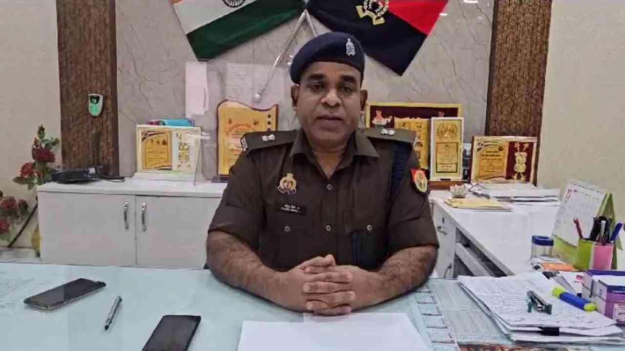 UP Crime News:  यूपी में पेशाब कांड, छात्र को अगवा कर पीटा, फिर सिर और चेहरे पर किया पेशाब