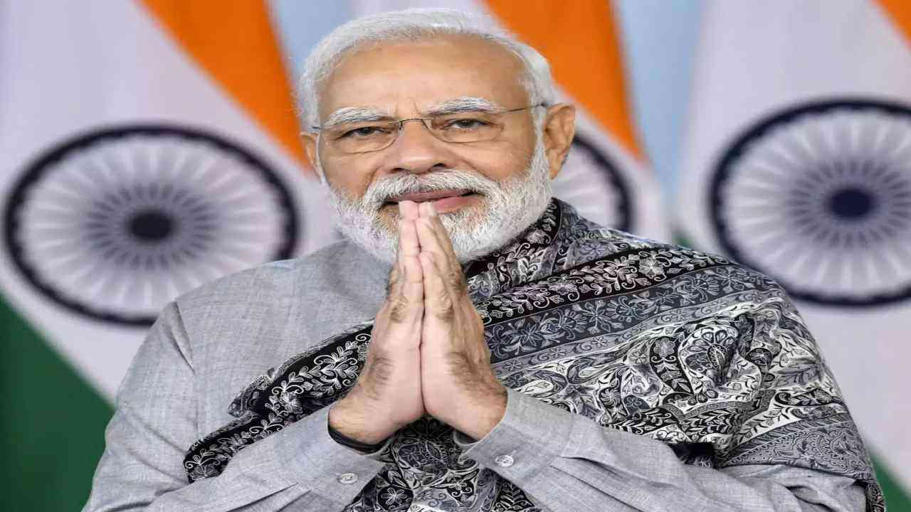 UP News: श्रीकृष्ण भक्त मीराबाई की 525 वीं जयंती पर मथुरा आ रहे PM मोदी, ब्रज रज उत्सव में लेंगे हिस्सा