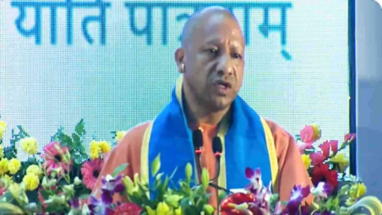 UP News: आईआईआईटी के दीक्षांत समारोह में बोले CM योगी,  डाटा सेंटर का हब बन रहा है उत्तर प्रदेश