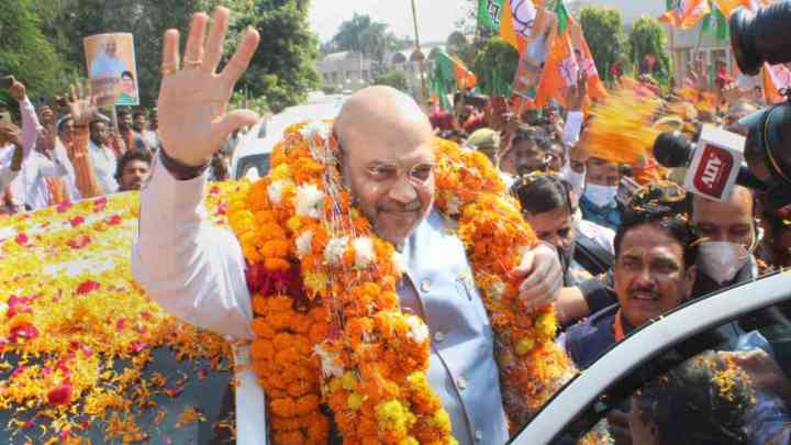 Amit Shah Visit Varanasi: आज दो दिवसीय दौरे पर वाराणसी पहुंचेंगे अमित शाह, सीएम योगी करेंगे स्वागत