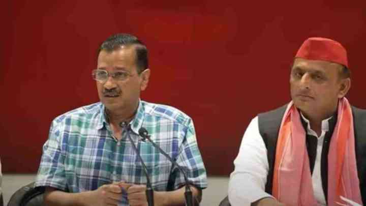 UP News: लखनऊ में केजरीवाल की अखिलेश के साथ संयुक्त प्रेस वार्ता, स्वाति मालीवाल के सवालों पर नहीं दिया जबाव, VIDEO
