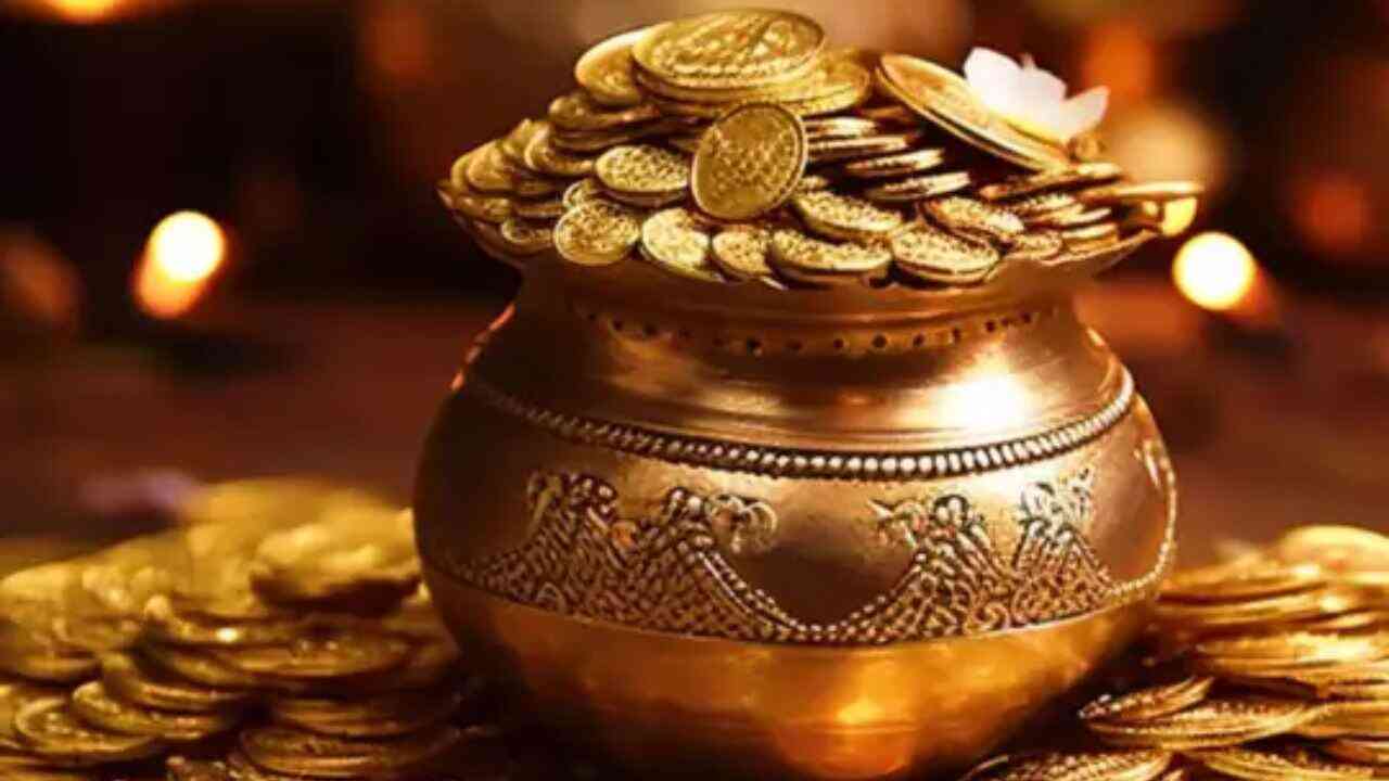 Dhanteras 2024: करोड़पति लोग किन उपायों से भगवान कुबेर को प्रसन्न करते हैं?