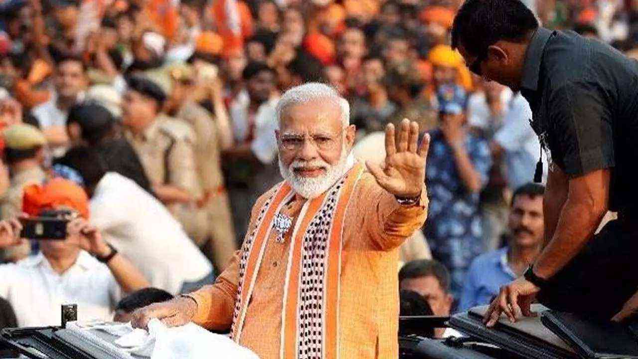 UP: दीपावली से पहले पीएम मोदी आज काशी में देशवासियों को देंगे 6,611 करोड़ की सौगात