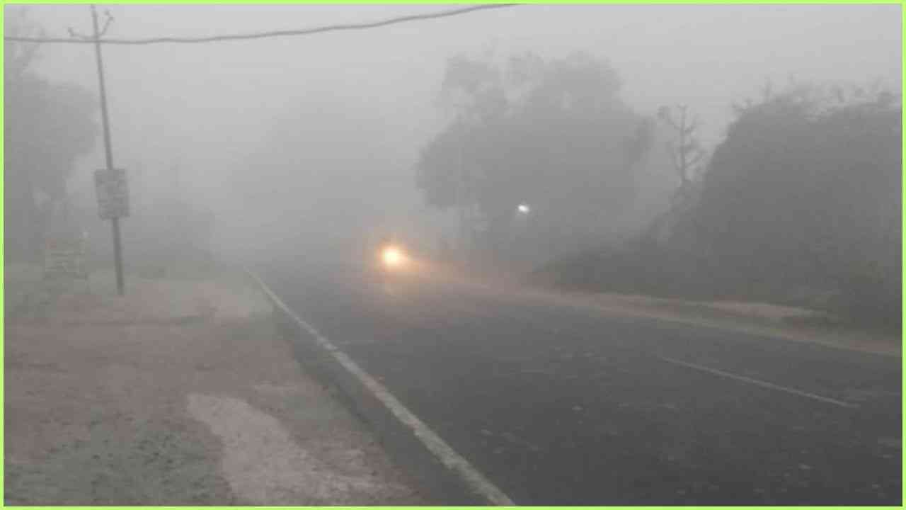 UP Weather: 10 डिग्री तक पहुंचा न्यूनत पारा, इन जिलों में कोहरे का अलर्ट