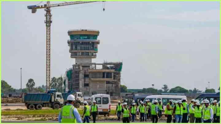 Noida Airport: जेवर एयरपोर्ट पर आज नहीं होगी विमानों की लैंडिंग, DGCA ने नहीं दी मंजूरी