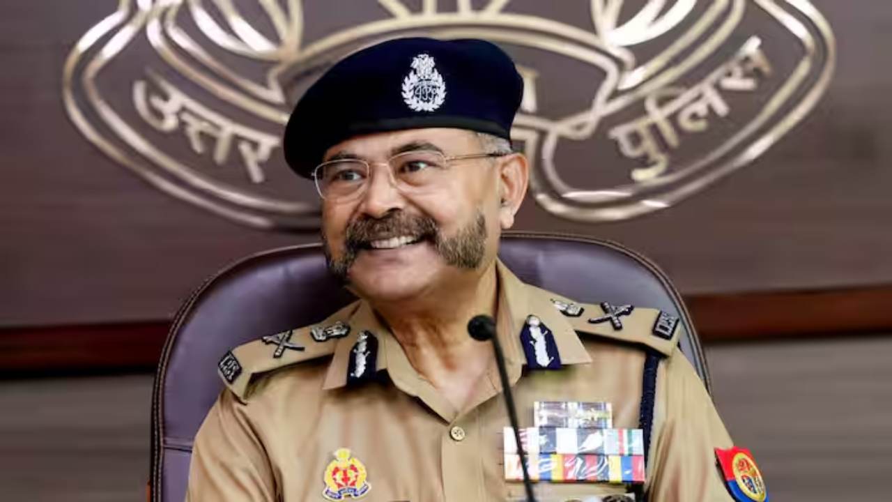 UP: पुलिस विभाग में महिला पुलिसकर्मियों को लेकर बड़ा फैसला, अब मिलेगी बीट तैनाती