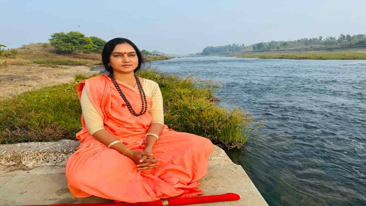 UP: अयोध्या से रामेश्वरम तक की पदयात्रा करने वाली वॉटर वुमेन, कहा- दक्षिण के राज्यों में योगी मॉडल को लेकर उत्सुकता