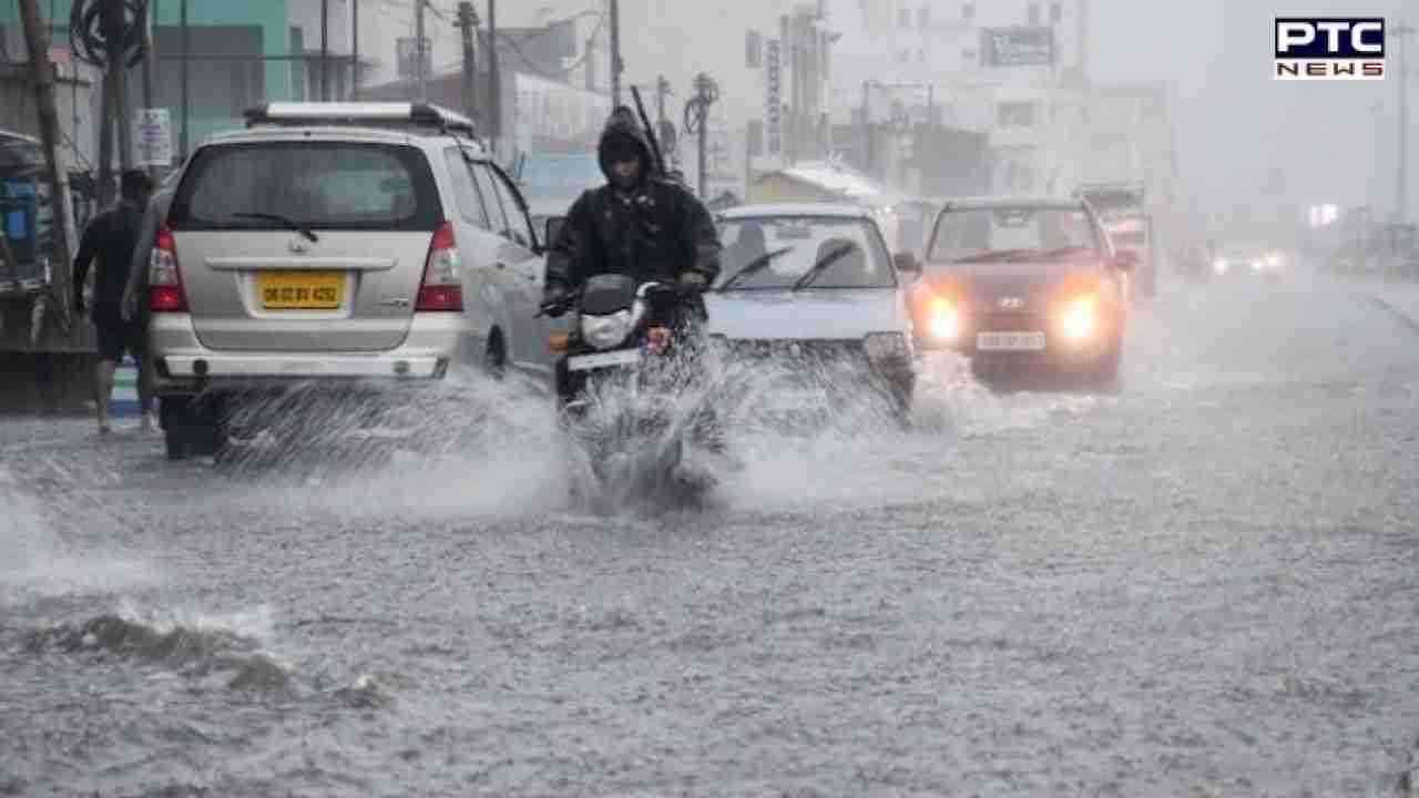 UP Weather: उत्तर प्रदेश में बिगड़ा मौसम, कई जिलों में बारिश और ओलावृष्टि को लेकर अलर्ट जारी