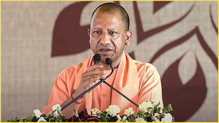 CM योगी ने गिनाई 7 सालों की उपलब्धियां, 'प्रदेश के मेडिकल कॉलेजों में सीटों की संख्या 480 से बढ़कर 2100'