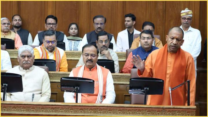 विधान परिषद में CM योगी का विपक्ष को जवाब, बोले- 'सपा सरकार में सरकारी पैसों से..'