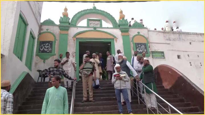 हाईकोर्ट ने संभल जामा मस्जिद में पुताई को लेकर दिया ये फैसला, कल ASI सौंपेगी अपनी रिपोर्ट