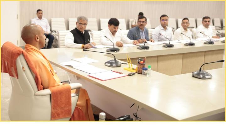 यूपी प्रदूषण नियंत्रण बोर्ड में रिफॉर्म पर CM योगी का जोर, बोले- नए दौर की चुनौतियों से निपटने में सक्षम बने बोर्ड