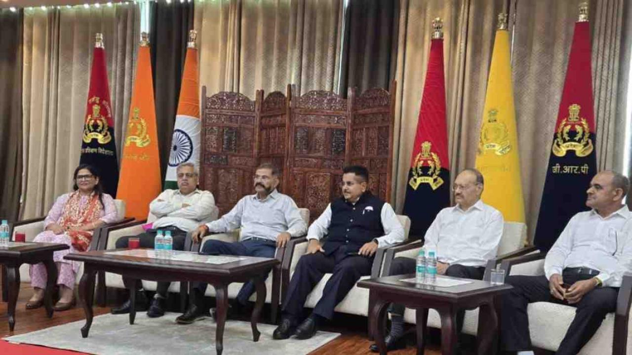 प्रशांत कुमार की विदाई या सेवा विस्तार? यूपी डीजीपी पर सस्पेंस बरकरार