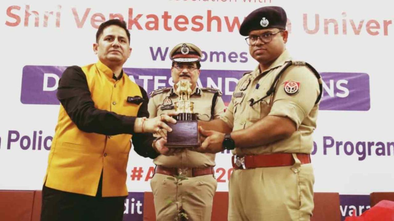 योगी सरकार की पहल पर अमरोहा पुलिस देशभर में बनी साइबर सुरक्षा का केंद्र