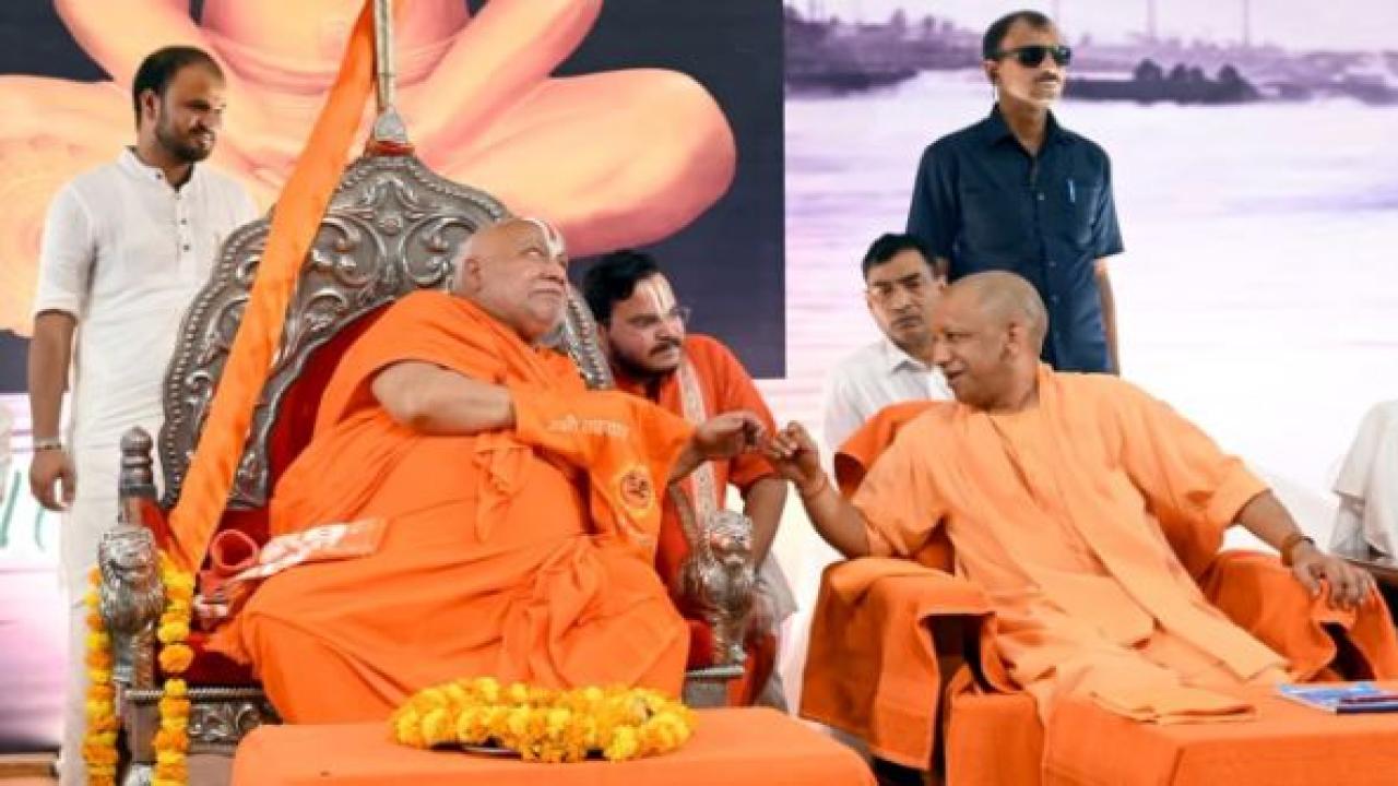गुलामी के युग में भी भक्ति और शक्ति से तुलसीदास ने जाग्रत रखी जनचेतना : सीएम योगी