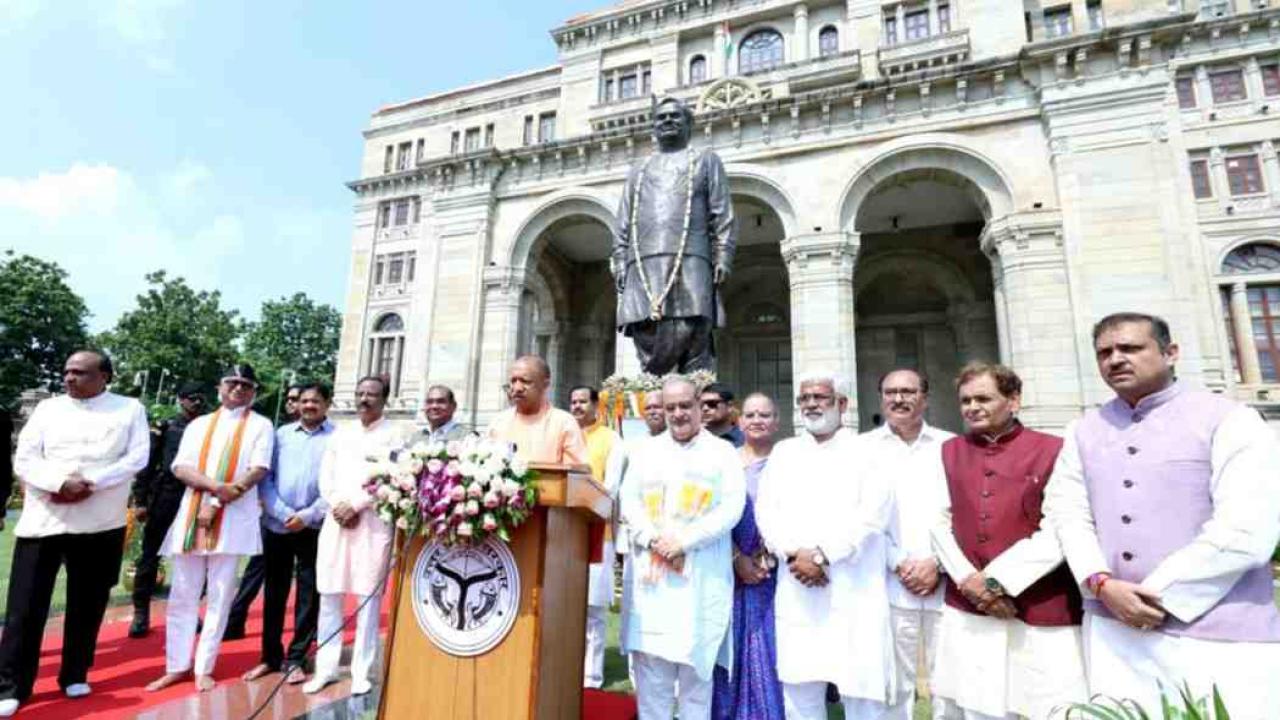 अटल जी का स्मरण न केवल वर्तमान पीढ़ी के लिए प्रेरणा बल्कि भावी पीढ़ियों के लिए मार्गदर्शन-सीएम योगी