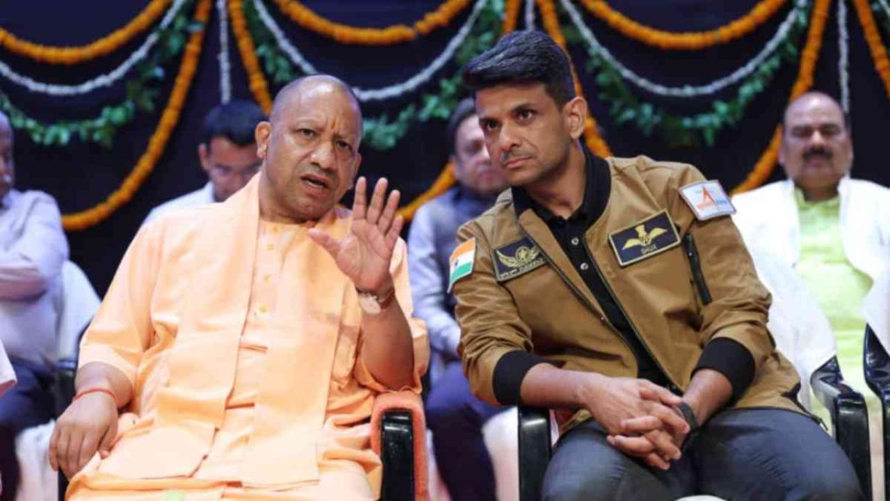 मुख्यमंत्री योगी आदित्यनाथ ने ग्रुप कैप्टन शुभांशु शुक्ला के नाम पर स्कॉलरशिप का किया ऐलान