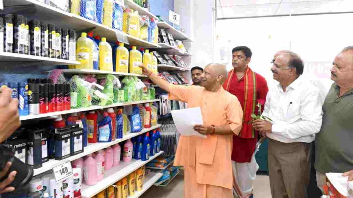 जीएसटी सुधार:पीएम मोदी की ओर से देशवासियों को दीपावली का उपहार : सीएम योगी
